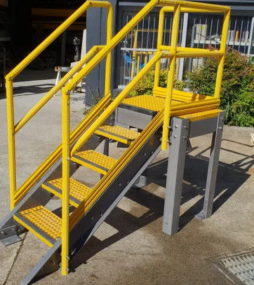 Khả năng chống chịu thời tiết Hệ thống lan can FRP rộng 36cm để tận dụng tối đa không gian của bạn
