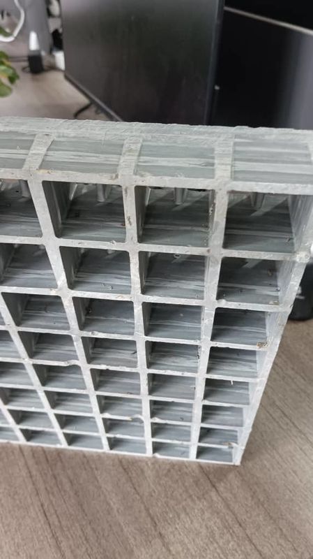 Microporous Grid FRP Small Mesh Grating For Walkway or Platform Use (Máy lưới FRP nhỏ có lỗ viêm nhỏ)